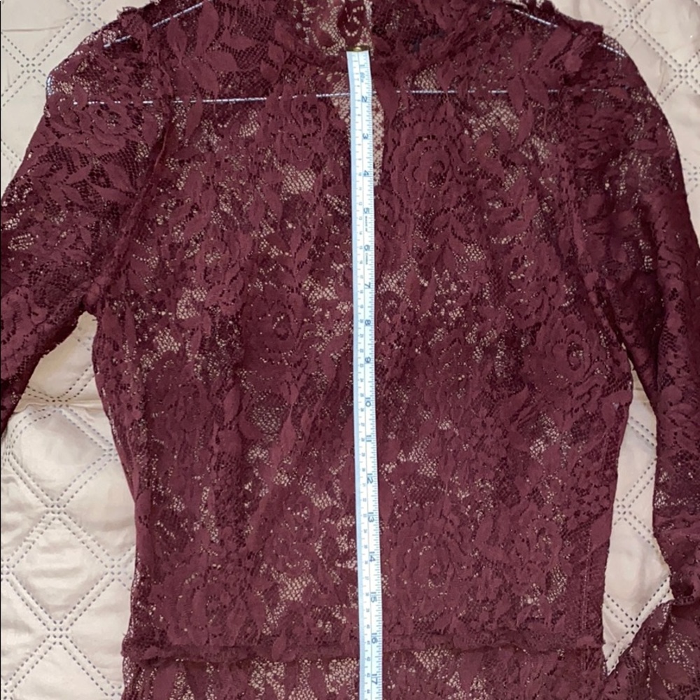 Zara lace dress - Picture 10 of 11